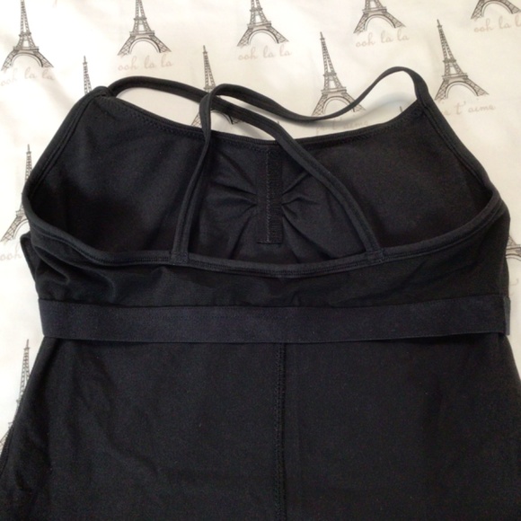 Lululemon Atma Tank Top Shelf Bra Size 8 Black - Picture 12 of 12